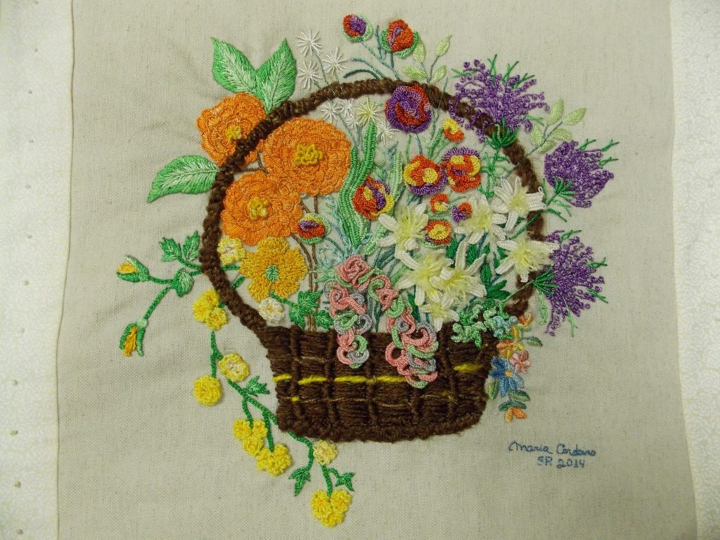 22 1024x768 - Bordados Brasileiros-Brasilian Dimensional Embroidery